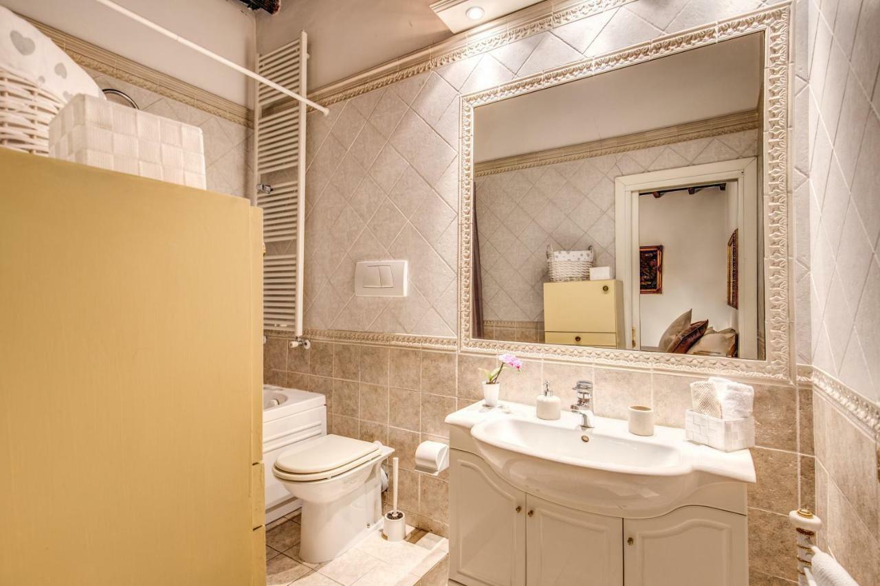 Fresh House Trevi 1 Apartment Rome Bagian luar foto