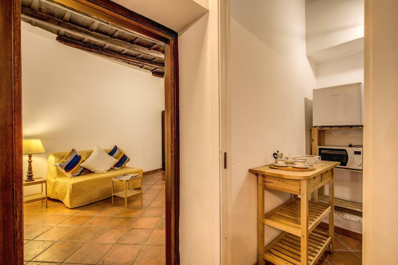 Fresh House Trevi 1 Apartment Rome Bagian luar foto