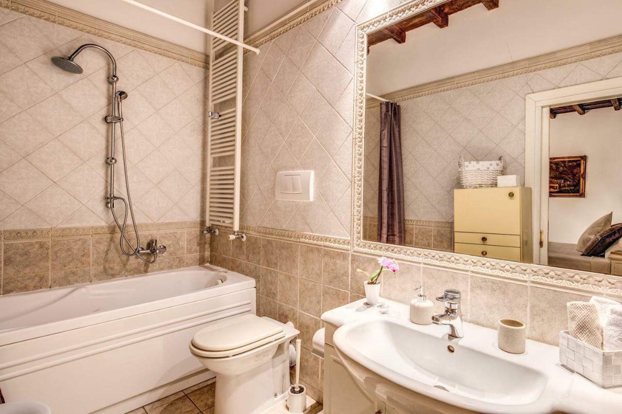 Fresh House Trevi 1 Apartment Rome Bagian luar foto